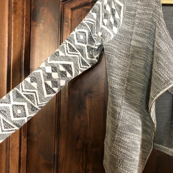 Jacket - Picture 2 of 3